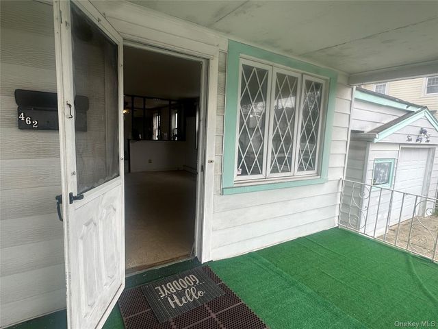 462 Pearl Street, Oceanside, NY 11572