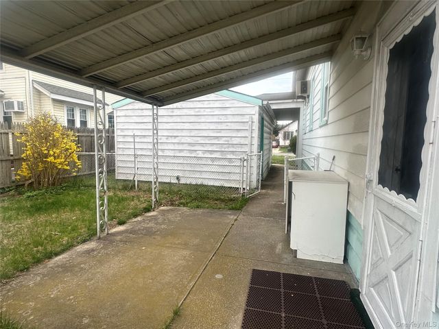 462 Pearl Street, Oceanside, NY 11572