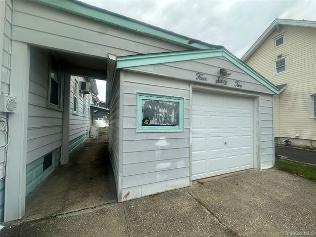 462 Pearl Street, Oceanside, NY 11572