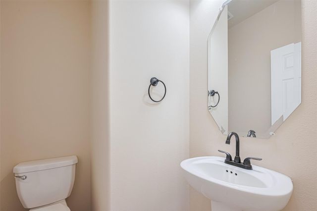10015 Black Birch Lane, Tomball, TX 77375