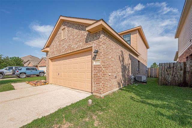 10015 Black Birch Lane, Tomball, TX 77375