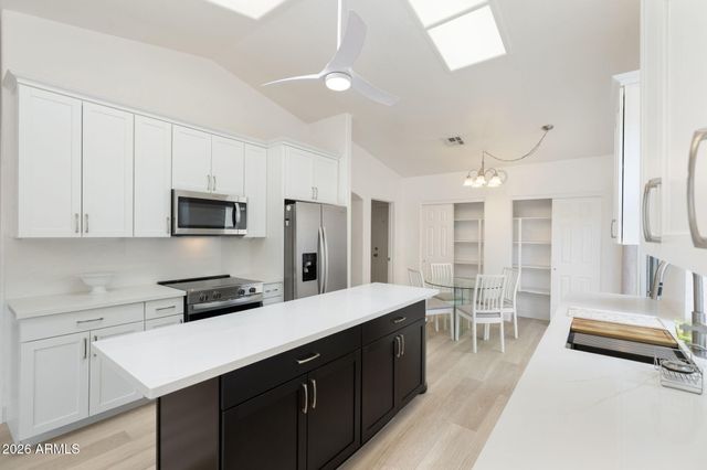 8757 S MILL Avenue, Tempe, AZ 85284