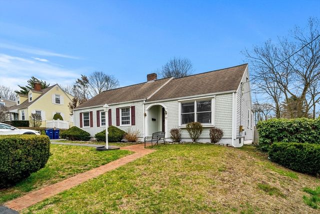 57 Beech St, Braintree, MA 02184