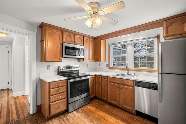 57 Beech St, Braintree, MA 02184