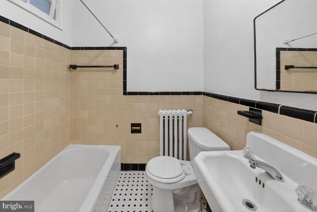 4004 7TH ST NE, Washington, DC 20017