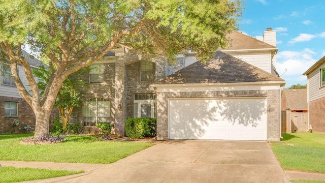 2917 Veva Drive, Pearland, TX 77584