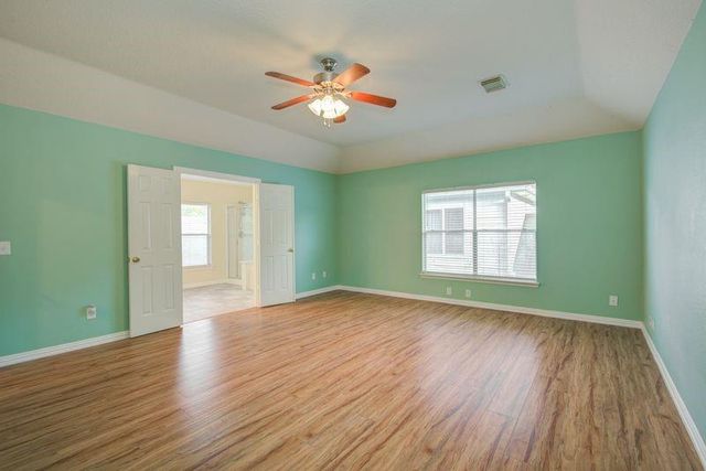 2917 Veva Drive, Pearland, TX 77584