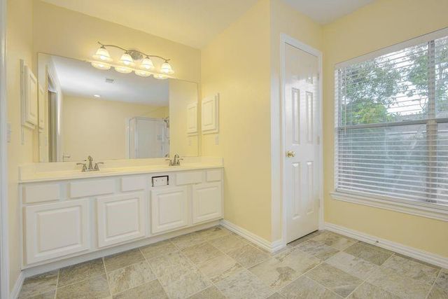2917 Veva Drive, Pearland, TX 77584