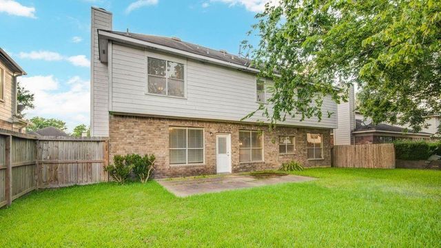 2917 Veva Drive, Pearland, TX 77584