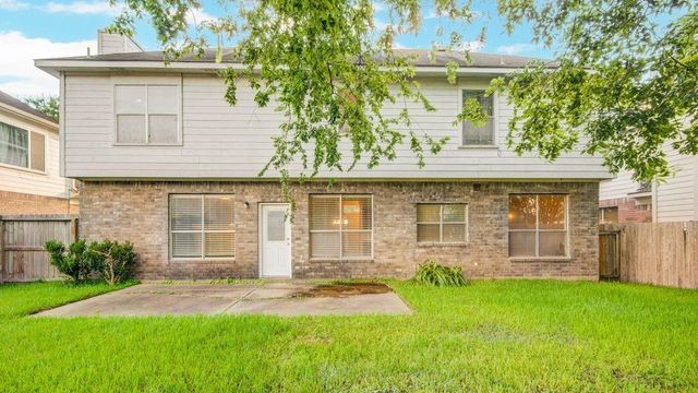 2917 Veva Drive, Pearland, TX 77584