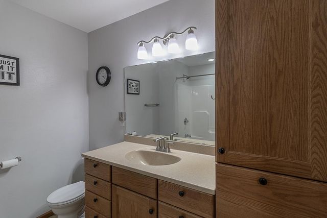 201 Pebble Creek Drive, Mankato, MN 56001