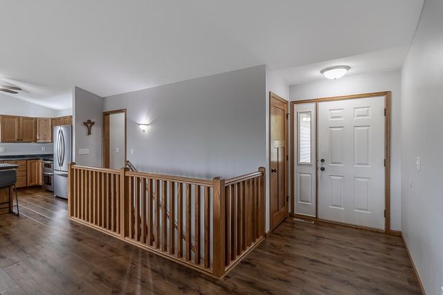 201 Pebble Creek Drive, Mankato, MN 56001