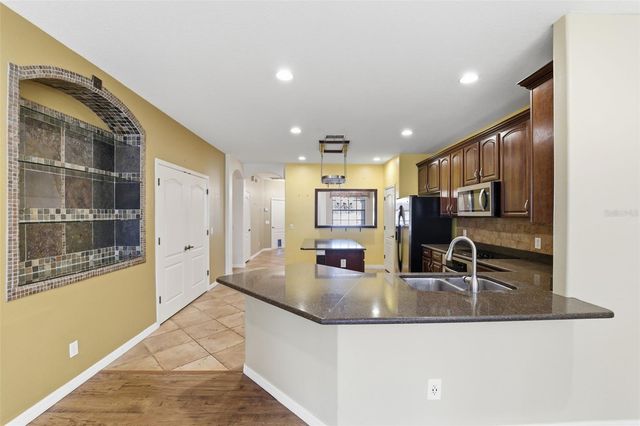 9255 SOUTHERN CHARM CIRCLE, Brooksville, FL 34613