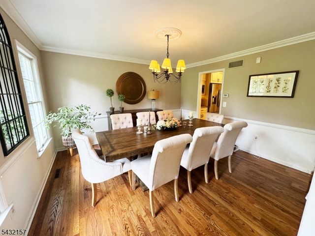 77 Plum Brook Road, Raritan Twp., NJ 08822