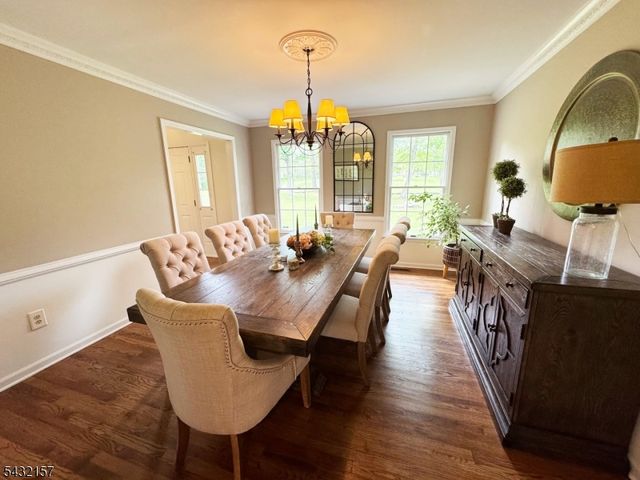 77 Plum Brook Road, Raritan Twp., NJ 08822