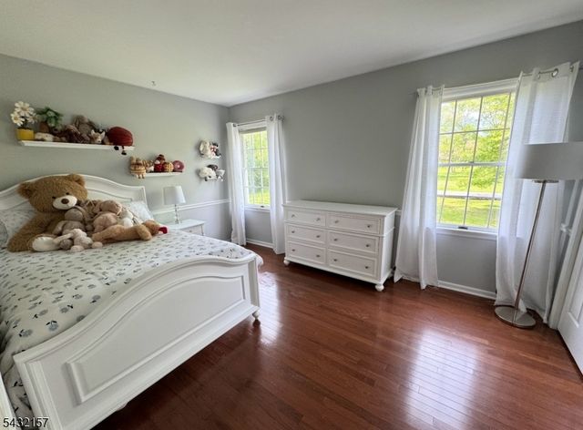 77 Plum Brook Road, Raritan Twp., NJ 08822