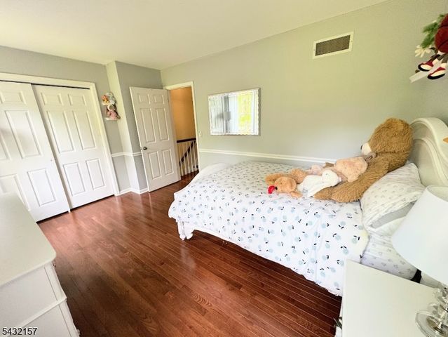77 Plum Brook Road, Raritan Twp., NJ 08822
