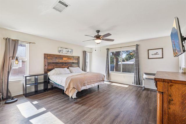 1014 Rocky Creek DR, Pflugerville, TX 78660