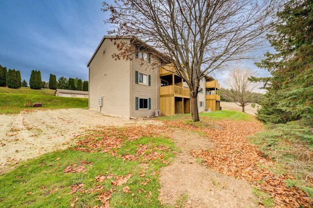 2611 Green Meadows Drive, Traverse City, MI 49685