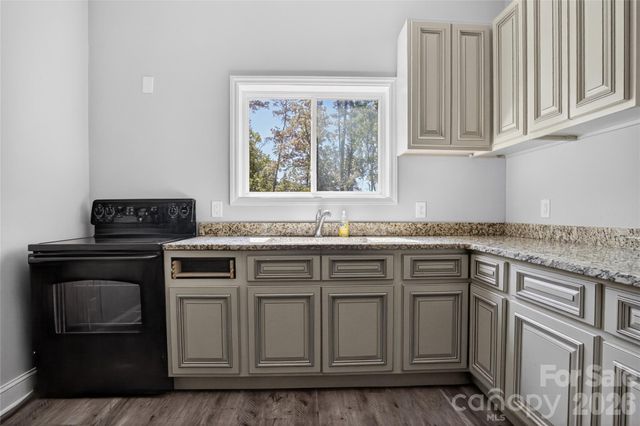 6151 Settlers Trail, Stanfield, NC 28163