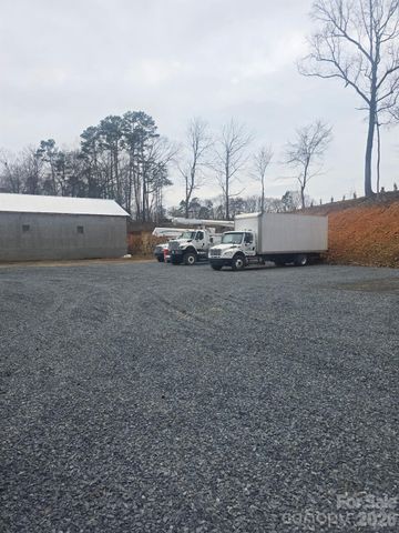 6151 Settlers Trail, Stanfield, NC 28163