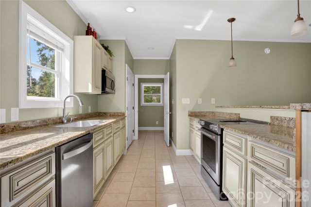 6151 Settlers Trail, Stanfield, NC 28163