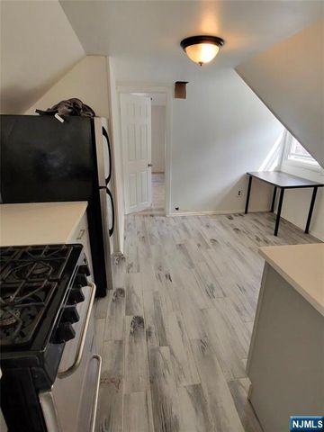 386 Summer Avenue, Newark, NJ 07104