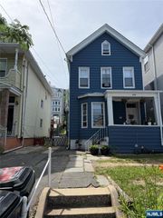 386 Summer Avenue, Newark, NJ 07104