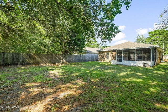 914 NUTMEG Avenue, Niceville, FL 32578