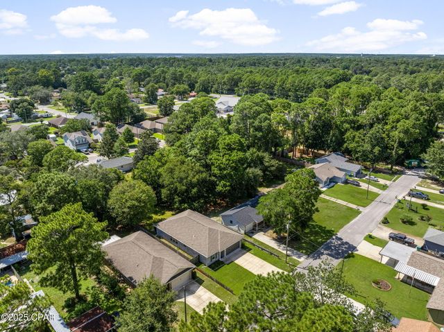 914 NUTMEG Avenue, Niceville, FL 32578