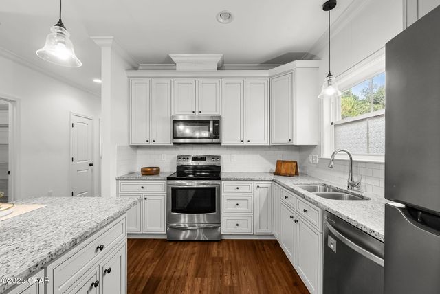 914 NUTMEG Avenue, Niceville, FL 32578