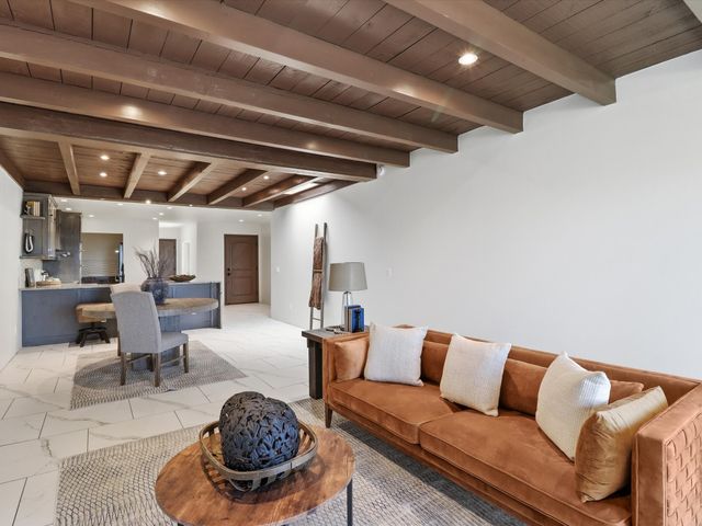 1810 Calle De Sebastian G2, Santa Fe, NM 87505