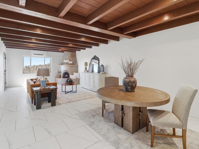 1810 Calle De Sebastian G2, Santa Fe, NM 87505