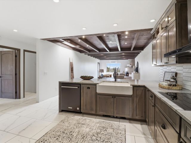 1810 Calle De Sebastian G2, Santa Fe, NM 87505