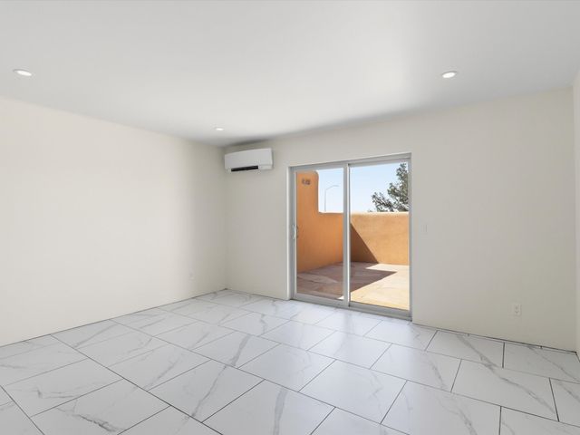 1810 Calle De Sebastian G2, Santa Fe, NM 87505