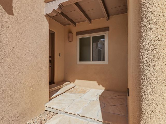1810 Calle De Sebastian G2, Santa Fe, NM 87505