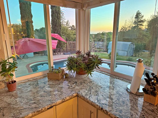 3781 Whispering Pines Ln, Shingle Springs, CA 95682