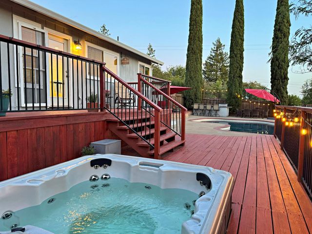 3781 Whispering Pines Ln, Shingle Springs, CA 95682