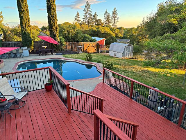 3781 Whispering Pines Ln, Shingle Springs, CA 95682
