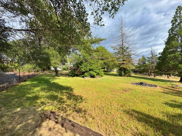 3781 Whispering Pines Ln, Shingle Springs, CA 95682