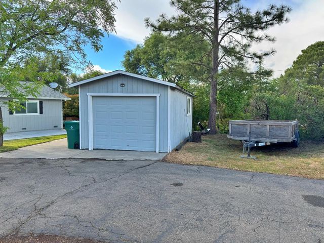 3781 Whispering Pines Ln, Shingle Springs, CA 95682