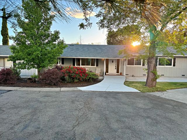 3781 Whispering Pines Ln, Shingle Springs, CA 95682