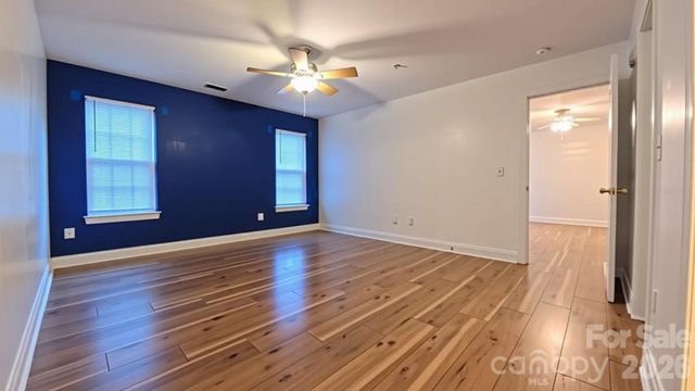 6419 Park Pond Drive, Charlotte, NC 28262