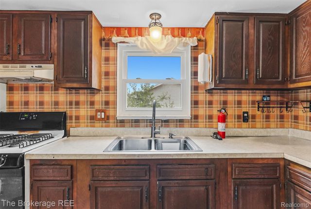 5071 Rose Lane, Genesee Charter Township, MI 48506
