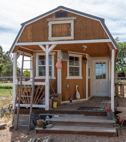 21025 SW Young Avenue, Bend, OR 97703