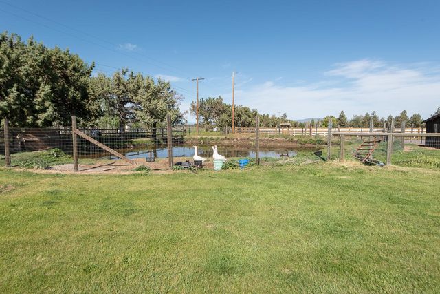 21025 SW Young Avenue, Bend, OR 97703