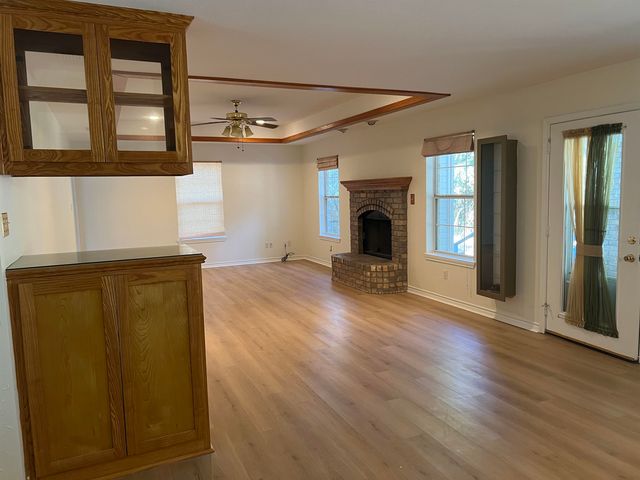 2020 E Holly Trail, Holly Lake Ranch, TX 75675