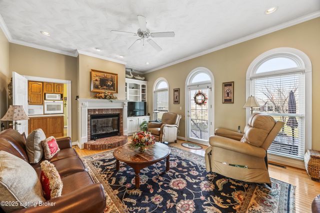 218 Bogard Ln, Mt Washington, KY 40047