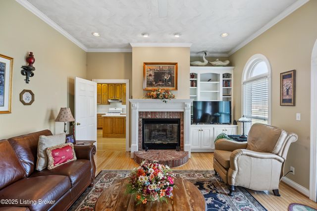 218 Bogard Ln, Mt Washington, KY 40047