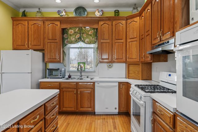 218 Bogard Ln, Mt Washington, KY 40047